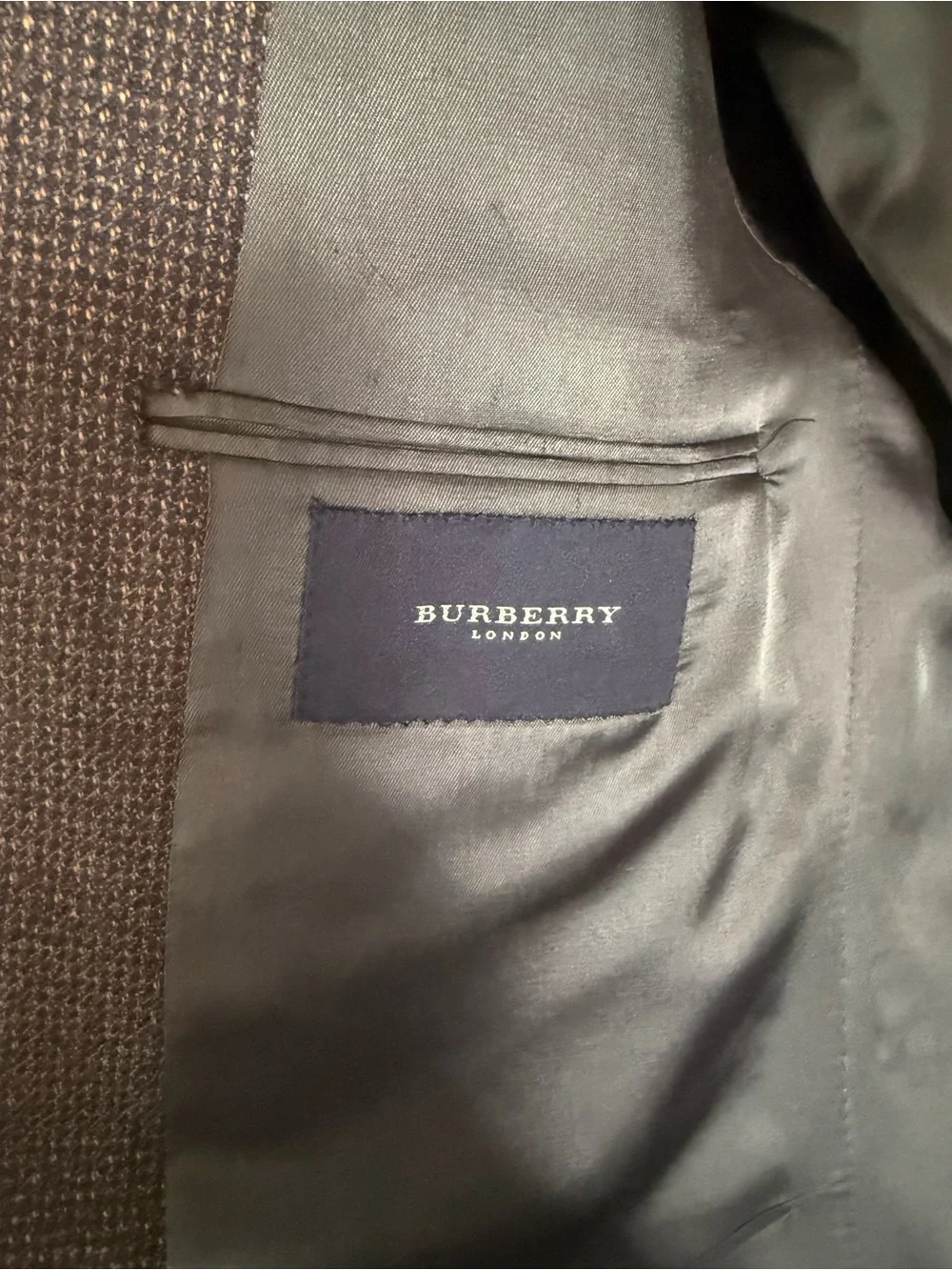 Burberry vintage sophisticated
